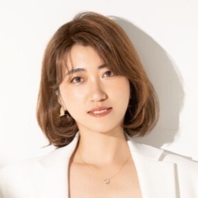 Serena Zhang
