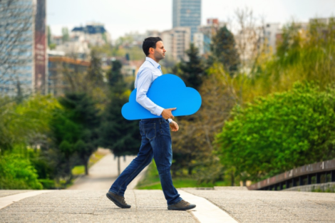 Cloud computing picture id483815349
